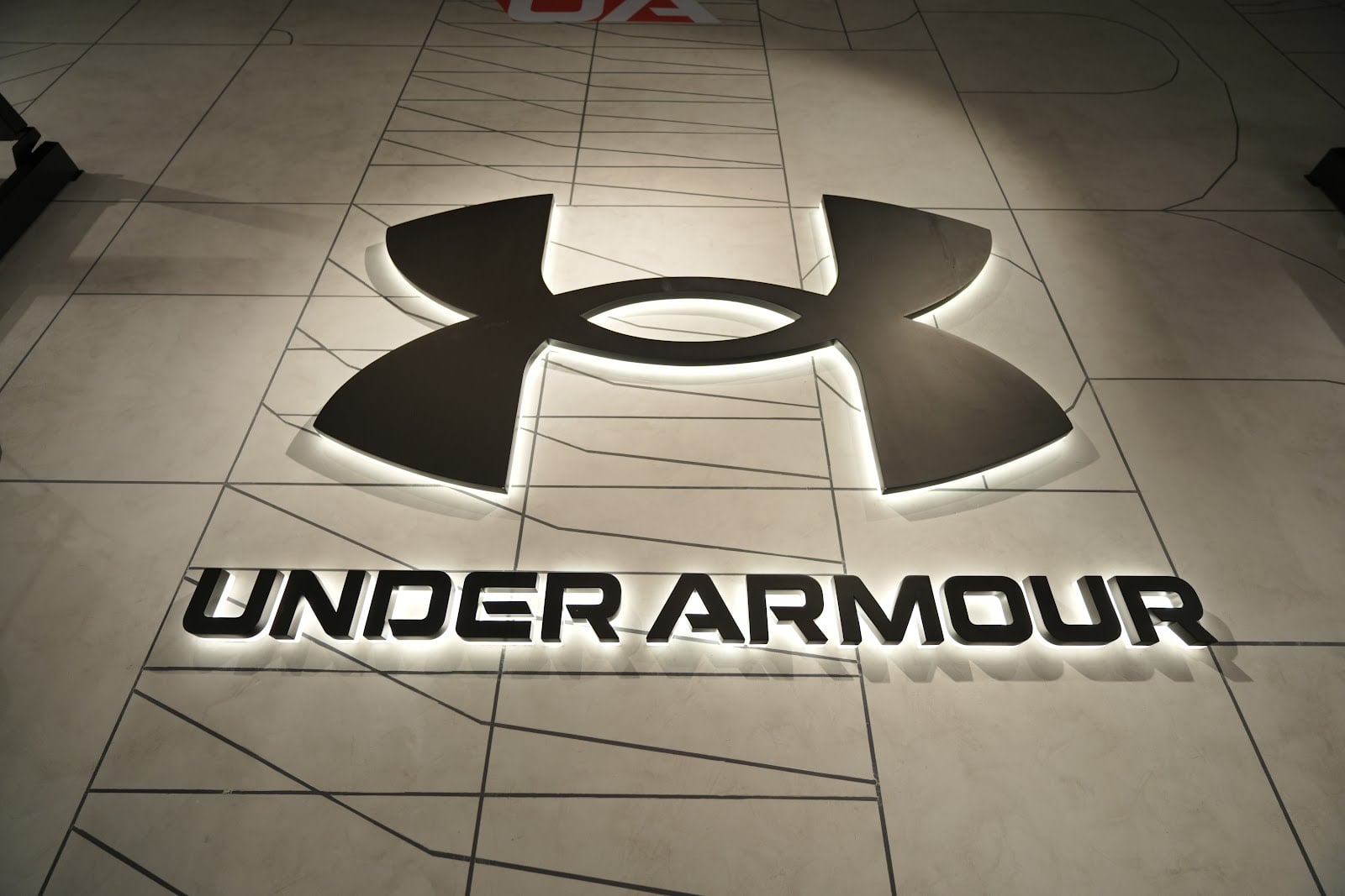 Under Armour — image 6